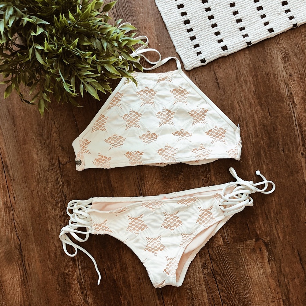 Billabong Halter Bikini